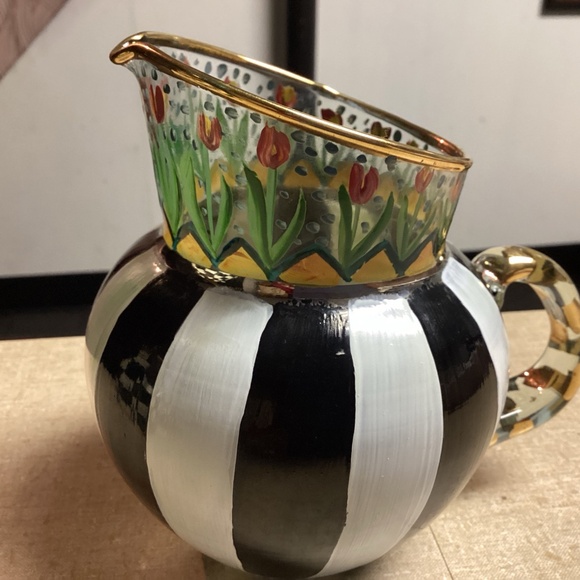 Mackenzie Childs pitcher. Besutiful never used. Signed too - Picture 8 of 14